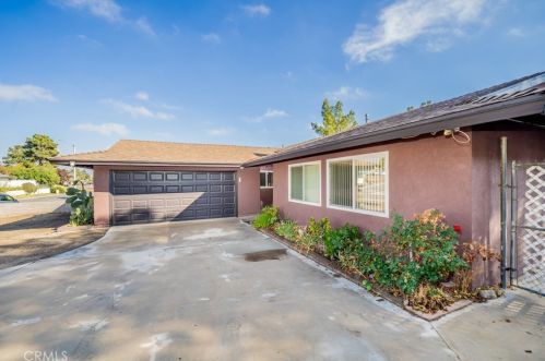 13959 Burning Tree Dr, Victorville CA  92395-4353 exterior