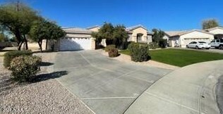 1612 Knoll Cir, Mesa, AZ 85203-2170