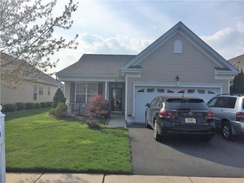 20 Wieczorkowski Ave, Parlin, NJ 08859-3164