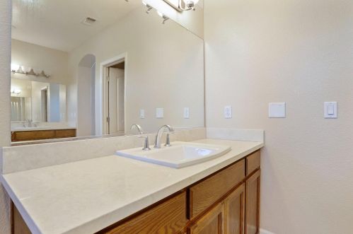 10881 St Moritz Cir, Stockton CA  95209-4357 exterior