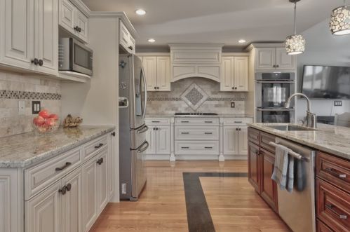 16 Delaware Ave, Danvers, MA 01923-1145