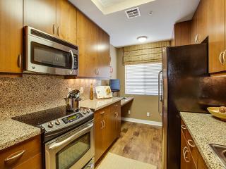 3400 Avenue Of The Arts, Costa Mesa CA  92626-1927 exterior