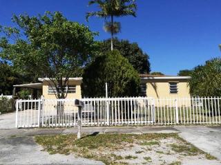 845 149th Ter, Miami, FL 33168-3129