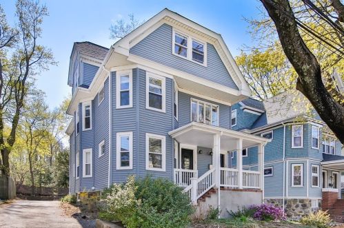 15 Albermarle St, Arlington, MA 02476-6124