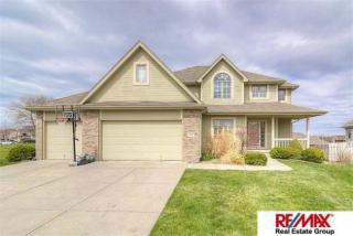 2008 Aberdeen Dr, Omaha, NE 68133-2472