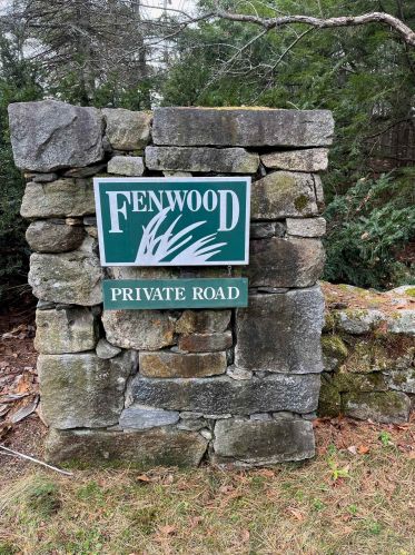 110 Fenwood Cmns, New London, NH 03257-5796