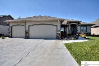 7614 279th St, Valley, NE 68064-8048