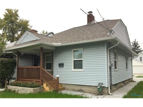 192 Osborne St, Rossford, OH 43460-1237