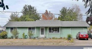 1565 Oak St, Lebanon, OR 97355-1261