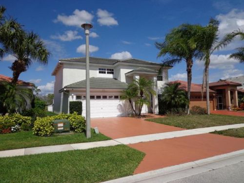 1676 Clb Dr, West Palm Beach FL  33414-1037 exterior