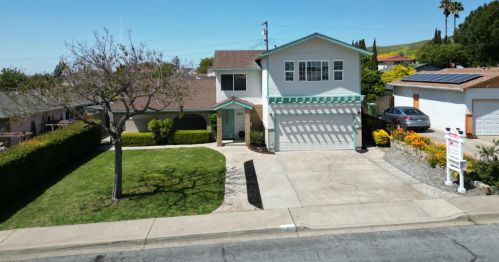 385 Manferd St, Milpitas, CA 95035-2646