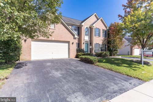 2116 Chestnut Ln, Frederick, MD 21702-5922