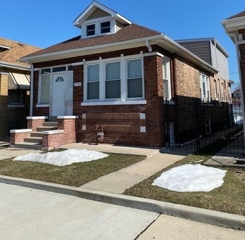 5719 Francisco Ave, Chicago, IL 60659-4801