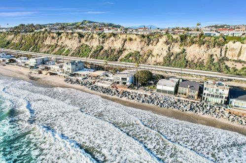 35781 Beach Rd, Dana Point CA  92624-1711 exterior