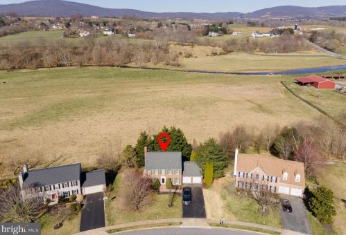 26 Young Branch Dr, Middletown, MD 21769-8137
