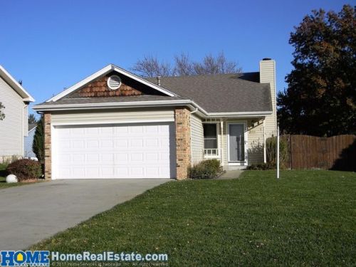 1800 Glynn Cir, Lincoln, NE 68522-1928