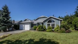 1863 50th St, Tacoma, WA 98422-2083