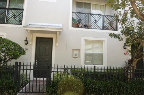 19 4th Ave, Delray Beach, FL 33483-4528