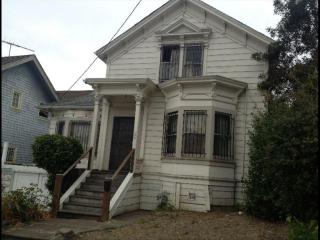 1031 20 St, Oakland CA  94607-3351 exterior