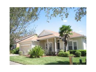 182 Crepe Myrtle Dr, Groveland, FL 34736-3605
