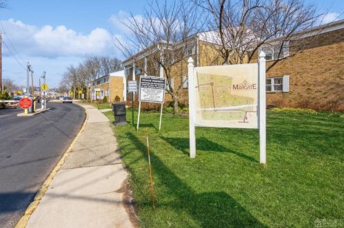 18 Judson St, Edison NJ  08837-2430 exterior