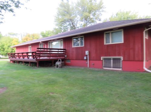 423 Gaulke St, Appleton, MN 56208-1516