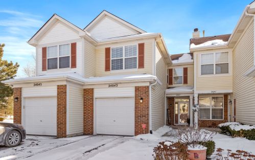 24043 Pear Tree Cir, Plainfield, IL 60585-6184