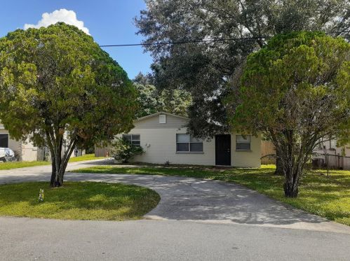 621 Strain Blvd, Lakeland, FL 33815-1147