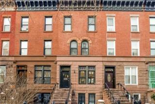 1205 Bergen St, Brooklyn, NY 11213-1402