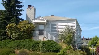 3228 56th St, Seattle, WA 98107-3325