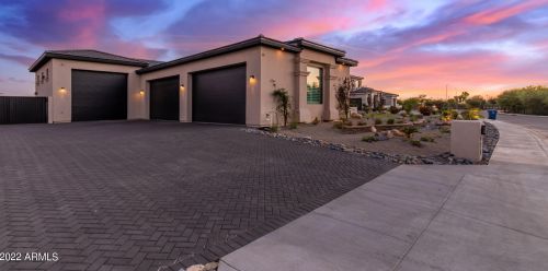 1071 Kingbird Pl, Chandler AZ  85286-5615 exterior