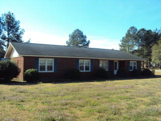 1001 Hencart Rd, Glennville, GA 30427-2361