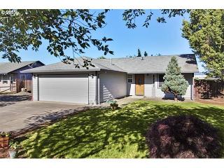 1203 2nd Pl, Cornelius, OR 97113-7057