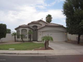 582 Cathy Dr, Gilbert, AZ 85296-3595