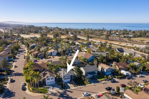 1434 Kings Cross Dr, Cardiff By The Sea CA  92007-1316 exterior
