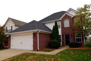 548 Hadlow St, Lexington, KY 40503-1351