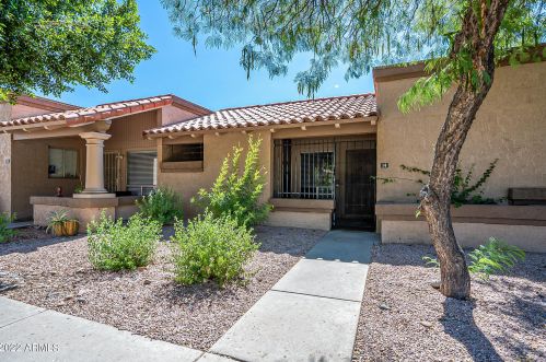 93 Cooper Rd, Chandler, AZ 85225-5890