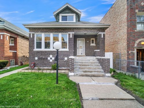 9006 Throop St, Chicago, IL 60620-3522