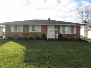 3121 King Richard Dr, Cleveland, OH 44134-5426