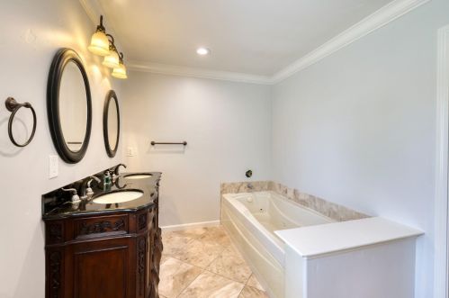 9123 Valley View Dr, Newcastle CA  95658-9366 exterior