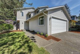 24218 44th St, Bellevue, WA 98029-7525