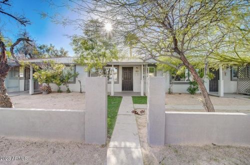 2242 29th Pl, Phoenix, AZ 85008-2858