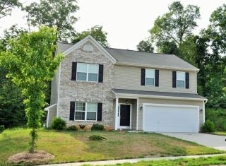 7735 Rockland Dr, Charlotte NC  28213-5785 exterior