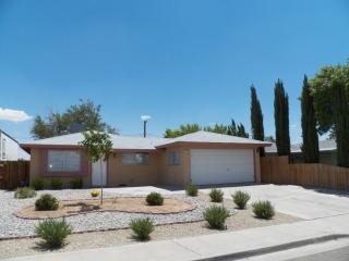 1028 Mccall St, Ridgecrest, CA 93555-7510
