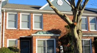 95 Laurelwood Ct, Rockaway, NJ 07866-2249