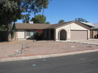 7114 Colonial Club Dr, Mesa, AZ 85208-1930