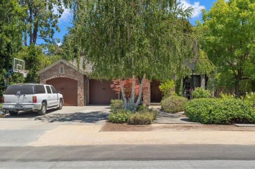 789 Parma Way, Los Altos, CA 94024-4851