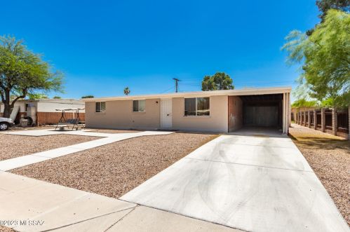 4834 26th St, Tucson, AZ 85711-6407