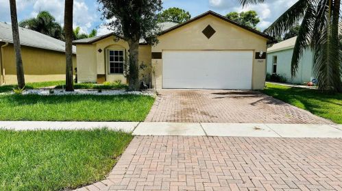 5949 Azalea Cir, West Palm Beach, FL 33415-4463