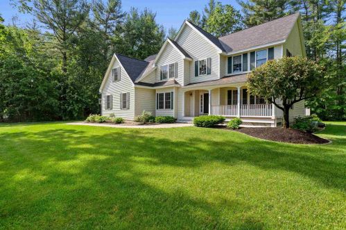 24 Edgewood Run, Amherst, NH 03031-1946